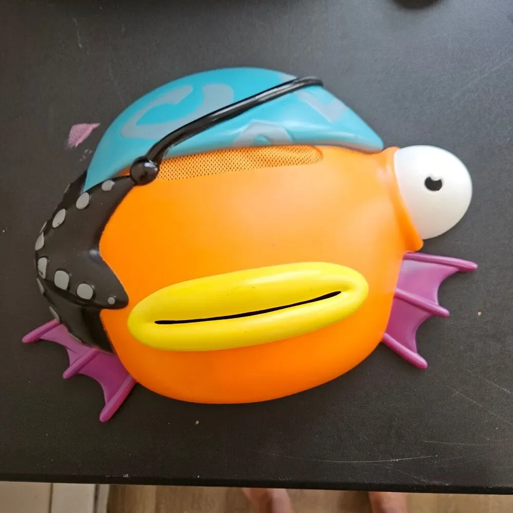 Spirit Halloween Fortnite Fishstick Pirate Halloween Costume Boy Medium *NO HAT*